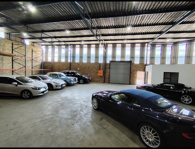 293M² WAREHOUSE TO LET IN TULISA PARK